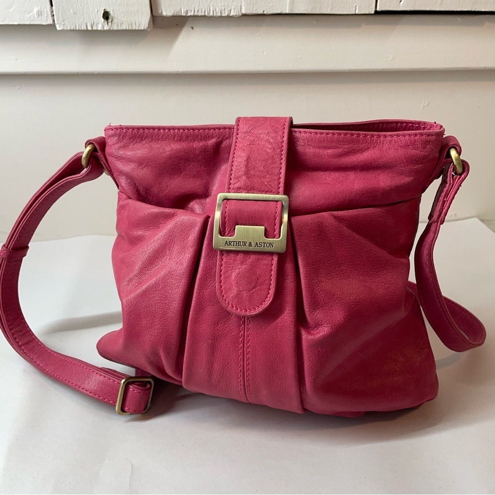 Arthur & Aston Leather Crossbody Bag Pink Pleated Small‎ Good Condition